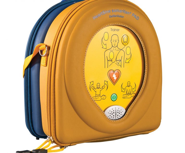 munkahelyi elsősegély oktatás defibrillátor kezelés